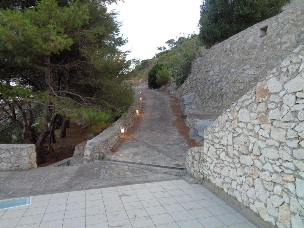 Villa Bocca Del Pozzo 加利亚诺德尔卡波 外观 照片